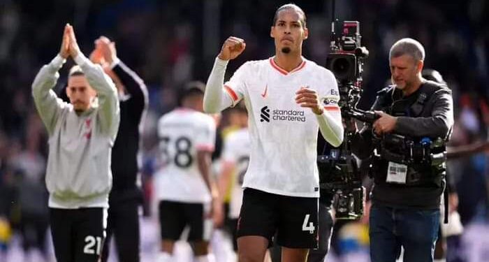 فان دايك: نسعى للمنافسة على لقب الدوري الإنجليزي حتى النهاية