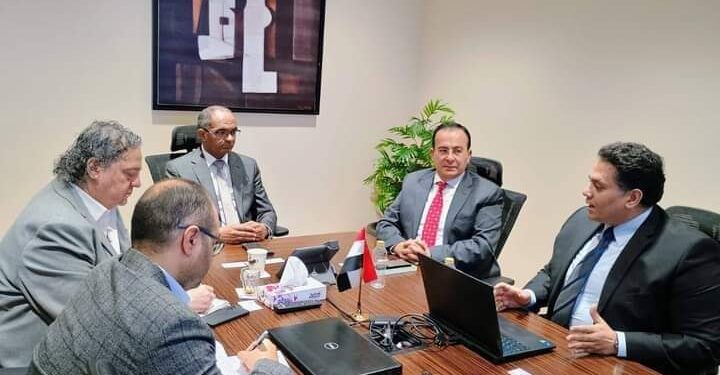نائب وزير الإسكان يلتقي ممثلي إحدى الشركات العالمية المتخصصة في تنفيذ وإدارة المرافق  