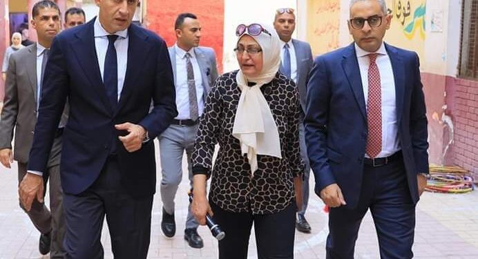 جولات مفاجئة لوزير التربية والتعليم في عدد من المدارس بالجيزة
