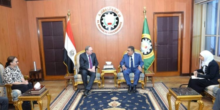 مرزوق يستقبل سفير الاتحاد الأوروبي لدي مصر في إطار زيارته للدقهلية 