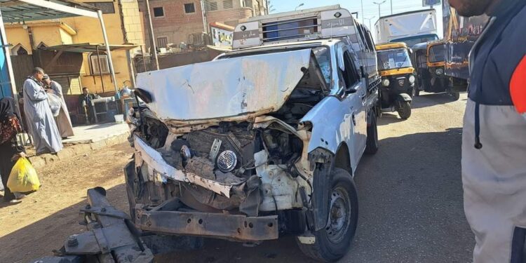 عاجل.. اسماء المصابين بحادث سيارة أجرة بقنا اليوم 