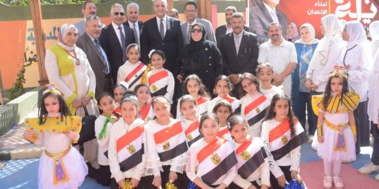 محافظ الغربية يفتتح مدرسة بنا أبو صير الابتدائية وسط فرحة عارمة من الأهالي