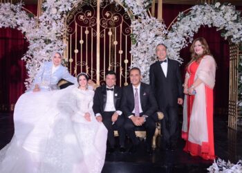 بحضور حكيم ومحمد فؤاد وبهاء سلطان .. محافظ الإسكندرية السابق اللواء محمد الشريف يحتفل بزفاف نجله