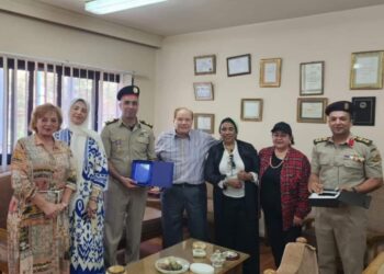 صديق عفيفى يكرم ممثلو وزارة الدفاع فى حفل بانوراما حرب أكتوبر 