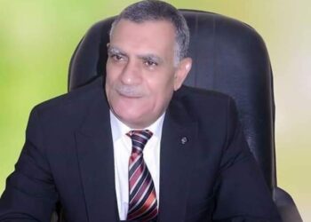 الأيدي الحالمة: رواية جديدة للأكاديمي عمر عبد الجواد 