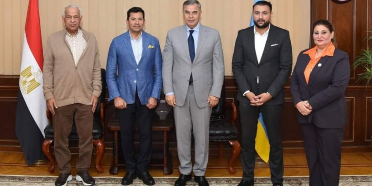 وزير الرياضة يلتقي رؤساء ومسئولي أندية سموحة والاوليمبي وسبورتنج