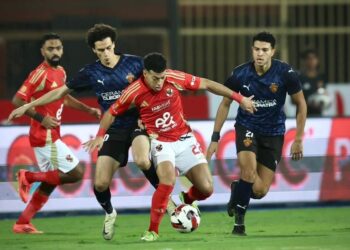 الشياطين الحمر يسيطرون على قمة الدوري مبكرًا بخماسية في «ذئاب مصر»