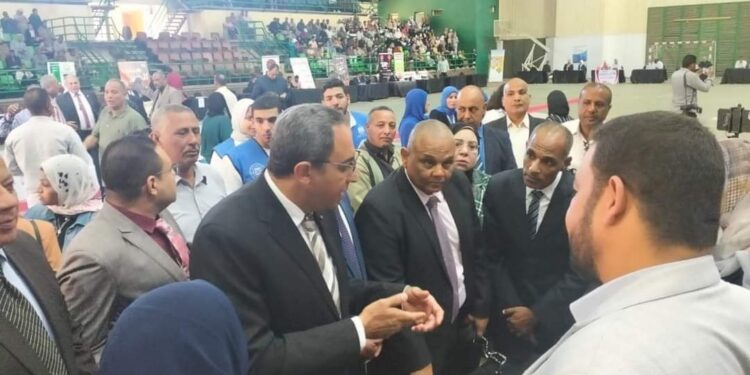 وزارة الشباب والرياضة تواصل تنفيذ ملتقيات” توظيف مصر” بمحافظة قنا 