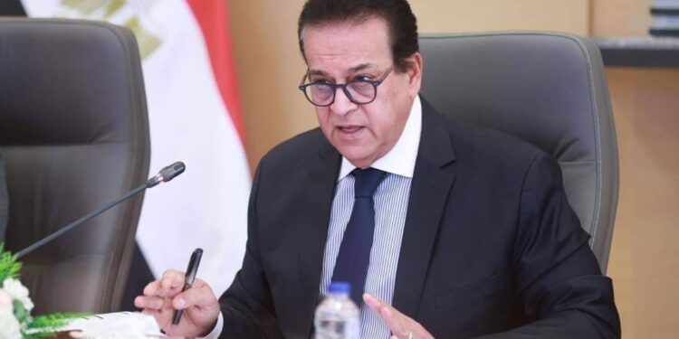 نائب رئيس الوزراء ووزير الصحة يترأس مجموعة العمل المشكلة لمناقشة مقترحات تعديل قانون حقوق الأشخاص ذوي الإعاقة