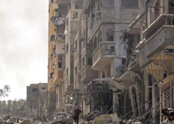 هل يحارب قطاع غزة بمفرده؟