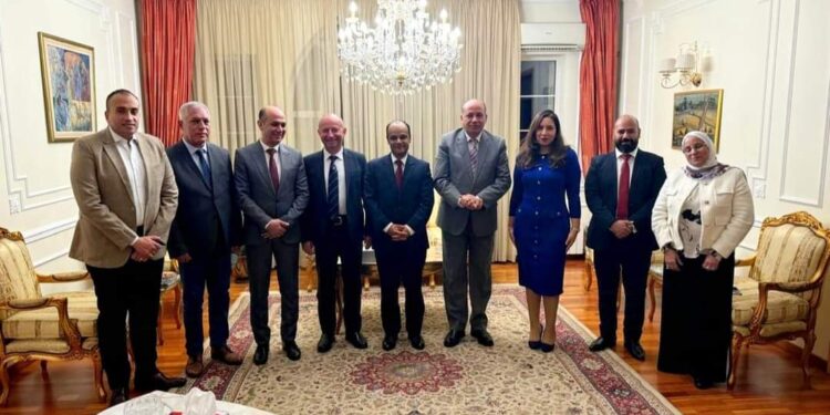 سفير مصر لدى بلغاريا يستقبل رئيس جامعة المنصورة ويقيم مأدبة عشاء على شرف وفد الجامعة