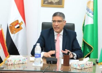 محافظ الجيزة : انطلاق قافلة دعوية من منطقة الوعظ الي الواحات البحرية 