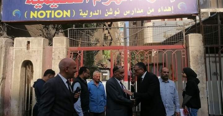 وكيل الوزارة في زيارة مفاجئة لعدة مدراس بإدارة الهرم التعليميه