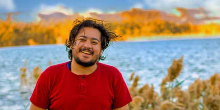 مينا عاطف لمعي: بداية بسيطة ونهاية ملهمة في عالم التصوير
