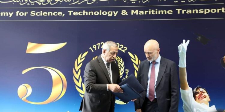 الأكاديمية العربية وجامعة الزيتونة الليبية توقعان مذكرة تفاهم لتعزيز التعاون الأكاديمي والبحثي