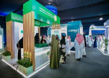 طراد الرويس يشيد برؤية طموحة لـ”البيئة” لدعم المحتوى المحلي بالمملكة