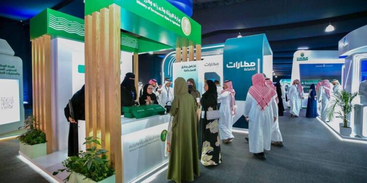 طراد الرويس يشيد برؤية طموحة لـ”البيئة” لدعم المحتوى المحلي بالمملكة