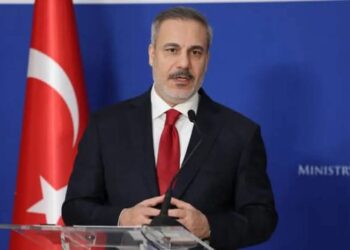 وزير الخارجية التركي: يجب تنفيذ تسوية وطنية بين الأطراف السورية