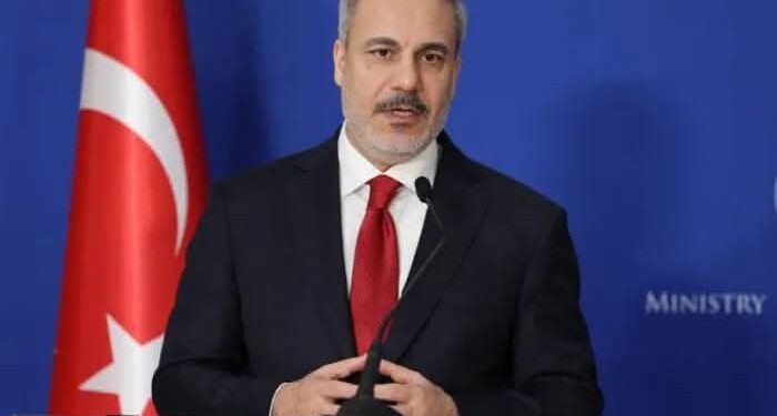 وزير الخارجية التركي: يجب تنفيذ تسوية وطنية بين الأطراف السورية