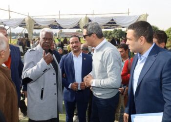 السويس : محافظ السويس في لقاء موسع لدعم المزارعين 