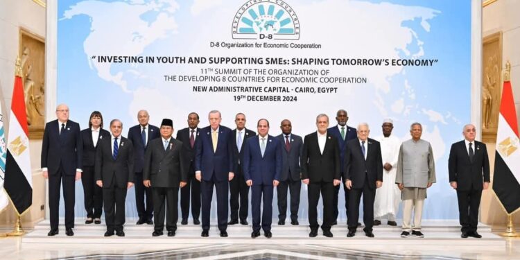 حصاد قمة الدول الثماني النامية للتعاون الاقتصادي
