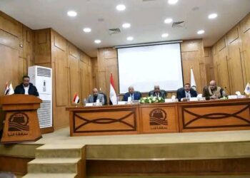 قنا تنظم ندوة تثقيفية لتعزيز التعاون وإدارة الموارد المائية بفعالية