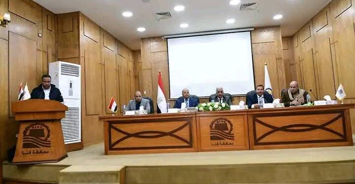 قنا تنظم ندوة تثقيفية لتعزيز التعاون وإدارة الموارد المائية بفعالية