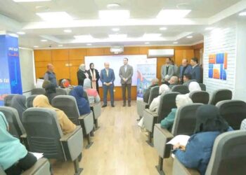 محافظ كفرالشيخ يتفقد البرنامج التدريبي “قيم وحياة” بمركز استدامة للتدريب