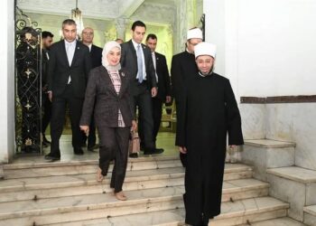 وزير الأوقاف يستقبل سفيرة مملكة البحرين بمصر 