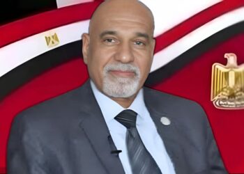 (حُسن الخُلق أساس بناء المجتمع)