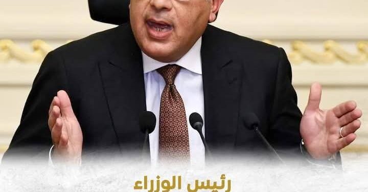 رئيس الوزراء يصل المحلة الكبرى لتفقد مصانع الغزل والنسيج بعد رفع كفاءتها