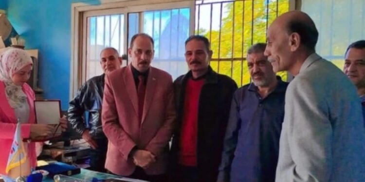 مدير مكتب جريدة وموقع حكاية وطن بسوهاج يهنئ مدير تضامن سوهاج