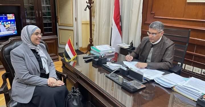 محافظ الجيزة: استمرار العمل بمكاتب صحة الطالبية ونكلا والصف علي مدار ٢٤ ساعة 