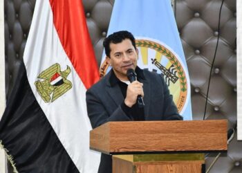 وزير الشباب والرياضة ومحافظ مطروح يعقدان لقاءً حوارياً مفتوحاً مع شباب المحافظة