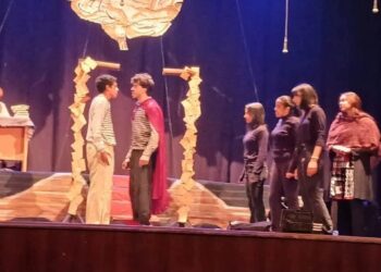 قصور الثقافة بالإسكندرية تواصل عروض نوادي المسرح