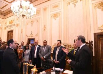 مجلس النواب يستقبل أعضاء تنسيقية الأحزاب لتوعية الشباب بواقع العملية التشريعية في مصر
