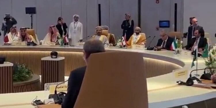 إجتماع الرياض يرسل رسالة للعالم ويعزز الآمن والإستقرار في المنطقة 