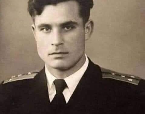 آلَرجّلَ آلَذِيَ أنِقُذِ آلَعٌآلَمً مًنِ آلَحًربً آلَعٌآلَمًيَةّ آلَثًآلَثًةّ آلَنِوٌوٌيَةّ