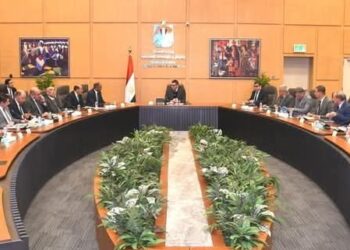 وزير الإسكان يتابع موقف المشروعات التي يتم تنفيذها ضمن المبادرة الرئاسية “حياة كريمة”