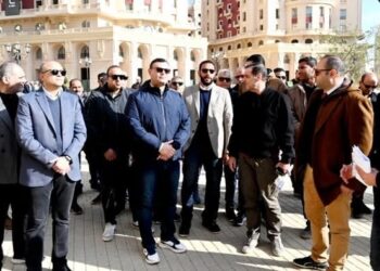 وزير الإسكان يتفقد سير العمل بالحى السكنى الخامس R5 بالعاصمة الإدارية الجديدة