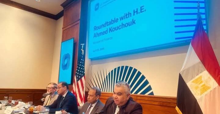 وزير المالية.. فى لقائه مع أعضاء غرفة التجارة الأمريكية بواشنطن