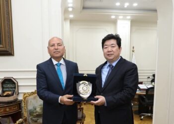 محافظ القاهرة يستقبل السيد صن شو نائب عمدة بكين والوفد المرافق له