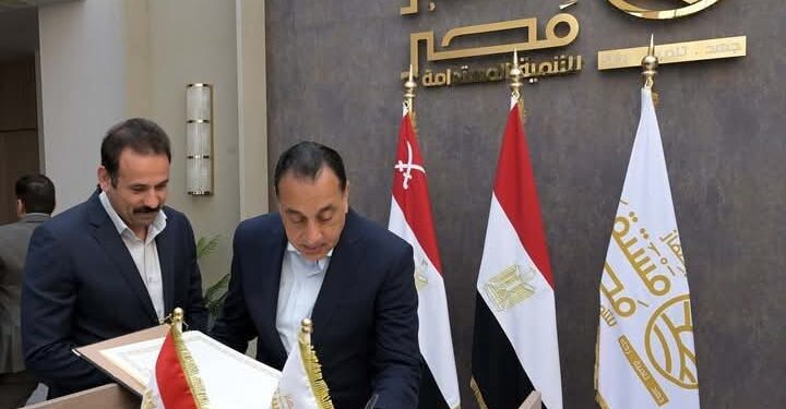 رئيس الوزراء يبدأ جولة ميدانية بمشروعات جهاز مستقبل مصر للتنمية المستدامة