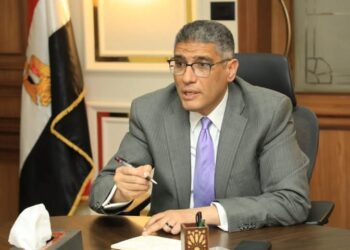 اغلق كيانات تعليمية مخالفة بالهرم و6 أكتوبر