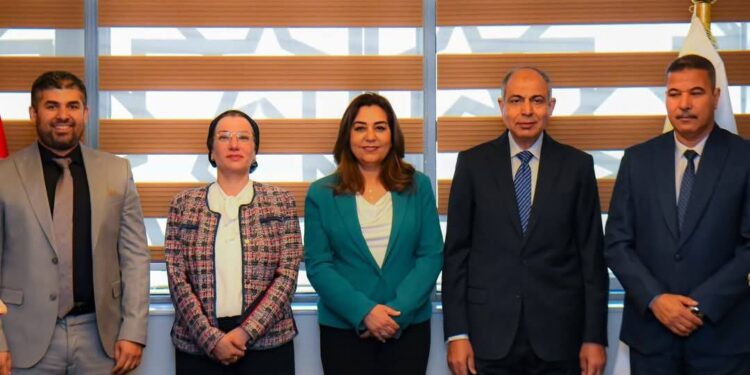 وزيري البيئه والتنمية المحلية يشهدان إعادة تشغيل مصنع تدوير المخلفات بالمنيا