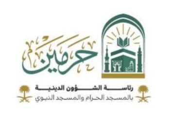 أئمة وخطباء الحرمين الشريفين ليس لهم صفحات على مواقع التواصل الإجتماعي