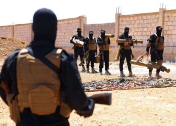 أسلحة وذخائر بريف دمشق معدة للتهريب خارج البلاد