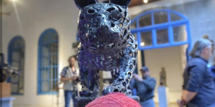 حين يتنفس الحديد حدث فني للنحات السوري وضاح سلامه