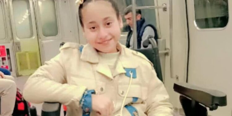 قصة كفاح ملهمة فاطمة الطفلة الصغيرة التي تحدي الإعاقة بفضل دعم أهلها