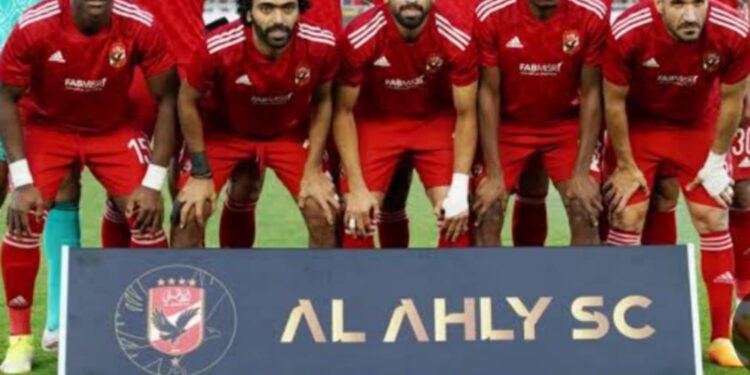 هل يستفيد الأهلى من جاهزية لاعبه وسام أبوعلي في لقائه أمام صن داونز؟